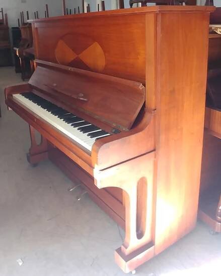 Otto Bach Upright Piano (231)