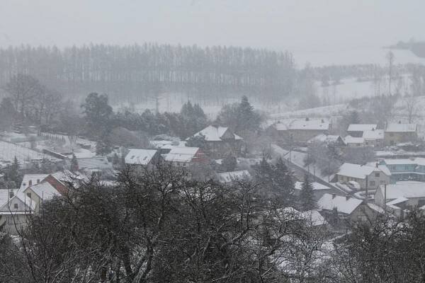 Počasí na Žďársku: zima se opět chopila vlády, sněžit bude i v dalších dnech