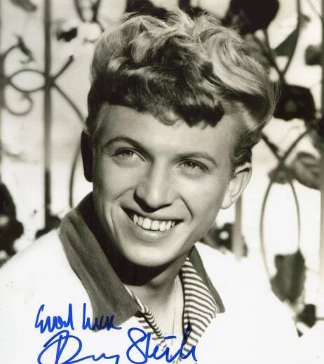 1980s Actors Autograph Gallery - Liam Bluett