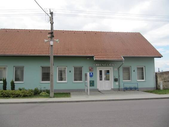 Soubor:Šanov (ZN), OÚ.jpg – Wikipedie