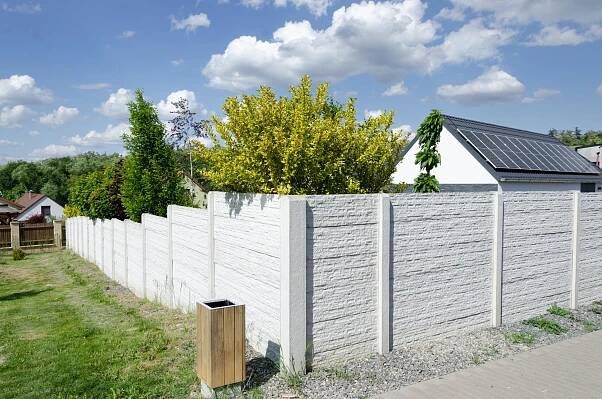 Moderní řešení betonových plotů a zídek | Beton E-shop