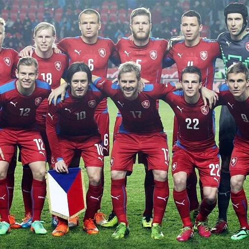 Vstupenky na derby Slovensko - Česko na pobočkách ČEDOKU