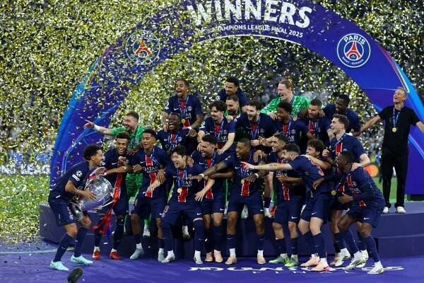 PSG ve finále Ligy mistrů deklasoval Inter 5:0 a slaví první triumf v historii. Dvěma góly zazářil Doué