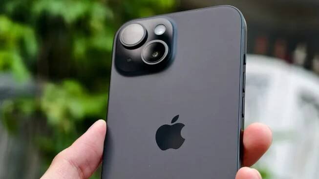 iPhone 15 128GB