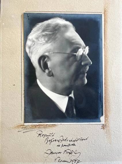 Jaroslav Kvapil - originál foto + věnování s podpisem - Ostatní sběratelské předměty