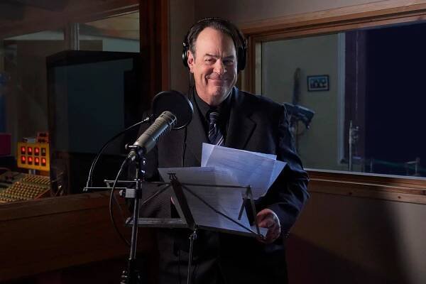 Watch Dan Aykroyd reveal spooky origins of a viral ghost story in 'Hotel Paranormal'