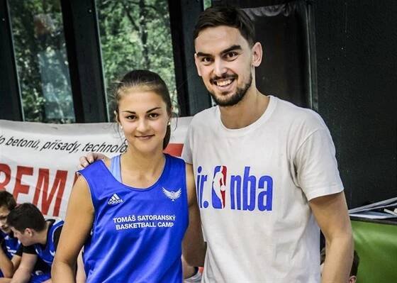 Eliška Hamzová coby jedna z nejlepších hráček na pražském kempu Tomáše...