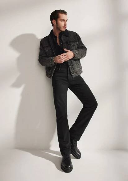 Boran Kuzum | D`Management