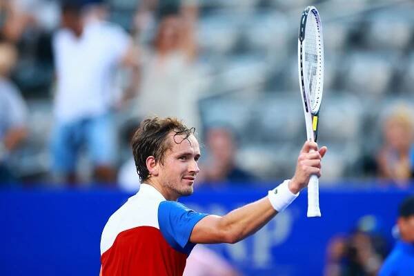 Daniil Medvedev: UK government wants assurances that Russian tennis star is not a supporter of Vladimir Putin