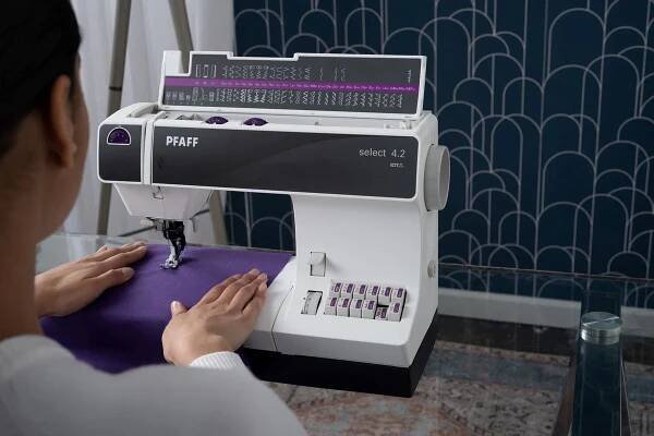 Pfaff select 4.2 Nähmaschine