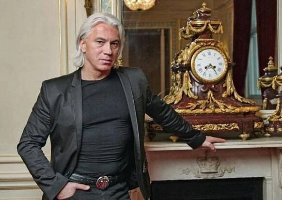 Operní kukátko (5)