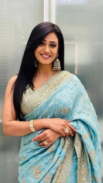 Fashion moves Gen Z should steal from Shweta Tiwari