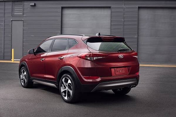 HYUNDAI Tucson Specs, Performance & Photos - 2016, 2017, 2018 - autoevolution