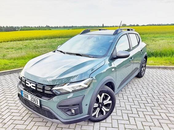 Test Dacia Sandero Stepway. Úsporná volba nejen na asfalt - Autaprozeny.cz