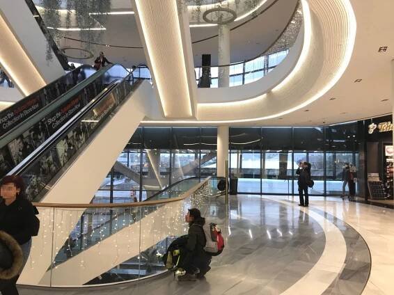 Obchodní centrum Chodov, Praha - Lumidée, profesionální projekty a dodávky osvětlení