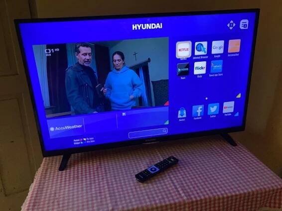 4K UHD LED Smart Televize Hyundai ULS 50TS292 - 127 cm -Wifi - T2