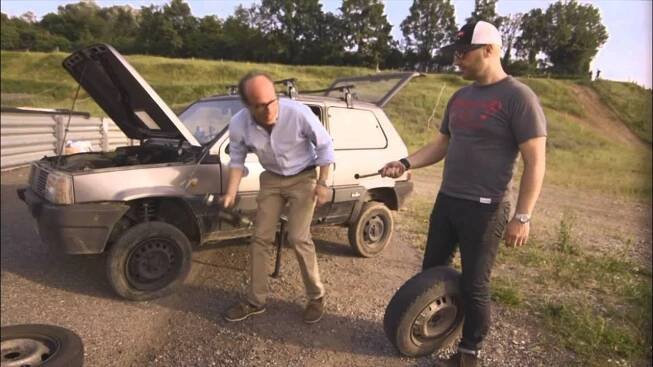 Top Gear Italia - Guido Meda e Joe Bastianich al cambio gomme