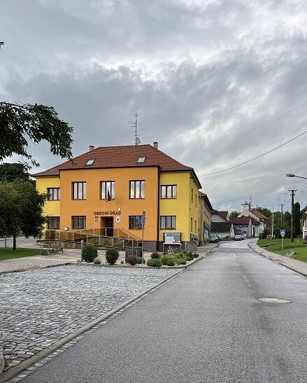 Topolná - obecní úřad foto 6