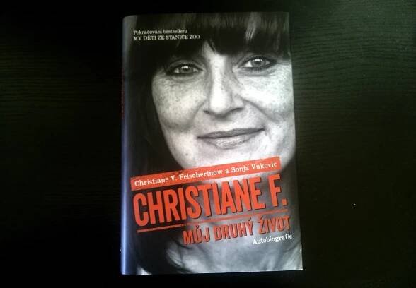 Recenze na knihu Christiane F., můj druhý život - Legalizace