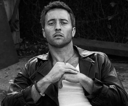 Alex O'Loughlin Biography - Facts, Childhood, Family Life & Achievements