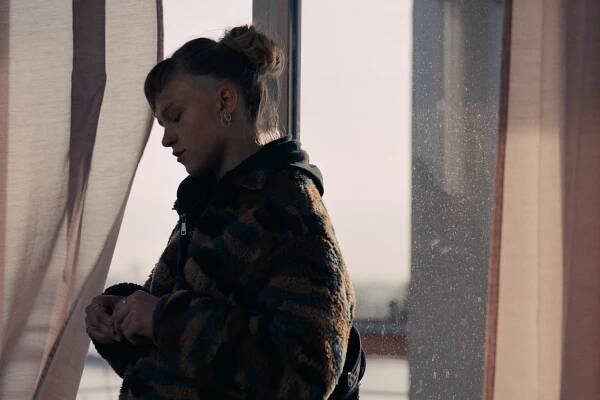 Breaking Even - Aus hohem Hause - Z filmu - Sinje Irslinger