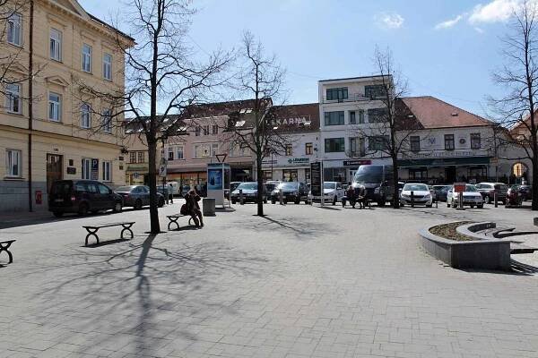 Masarykovo náměstí v Benešově.