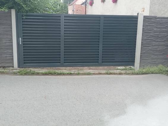 Výroba a montáž samonosné brány