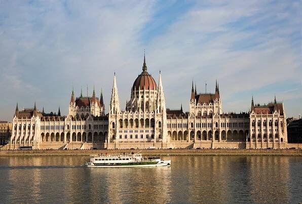 Czech-Hungarian relations: Diverging interests of honorary neighbours - Association for International Affairs