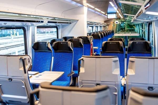 Jízdní řád 2022 na Karlovarsku: nové soupravy InterJet mezi Prahou a Chebem, přímé spoje do Ostravy - Český pohled