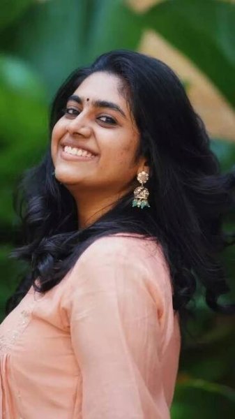 Nimisha Sajayan’s serene and striking looks