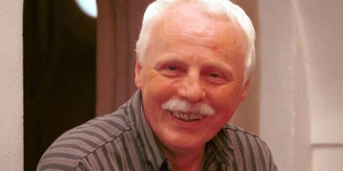 Petr Brukner slaví 80. narozeniny. 