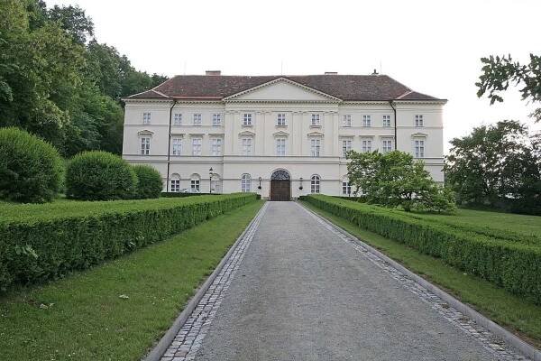 Soubor:Boskovice-zámek.jpg – Wikipedie