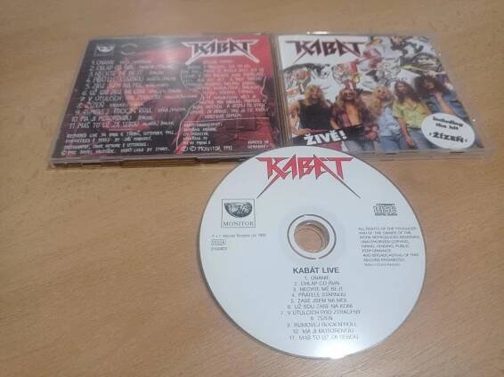 CD KABÁT - ŽIVĚ