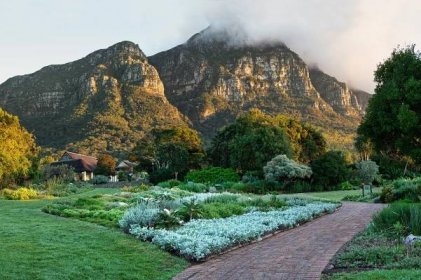 Přírodní skvosty jižní Afriky (Jihoafrická republika, Zimbabwe, Lesotho, Svazijsko, Botswana) 2024 | CK Alvarez 
