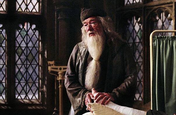 Sir Michael Gambon Dead: 'Harry Potter' Stars and More Stars React