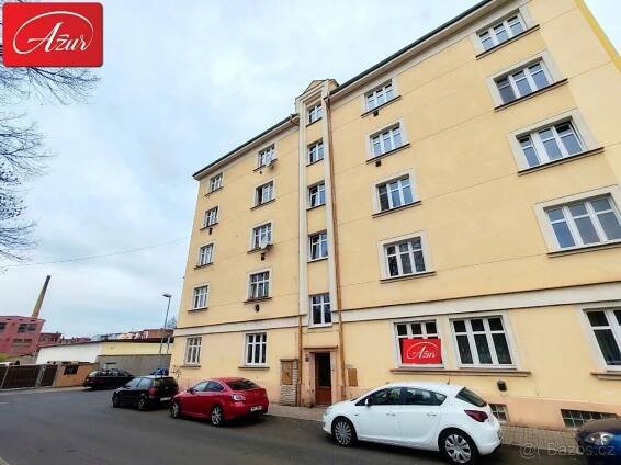 Pronájem Byt 2+1, Československých legií, Teplice