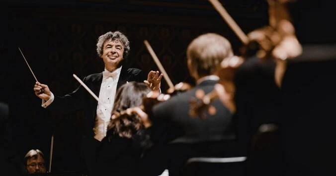 Česká filharmonie zveřejnila program své 130. sezóny. Pro Vltavu ho komentuje dirigent Semjon Byčkov