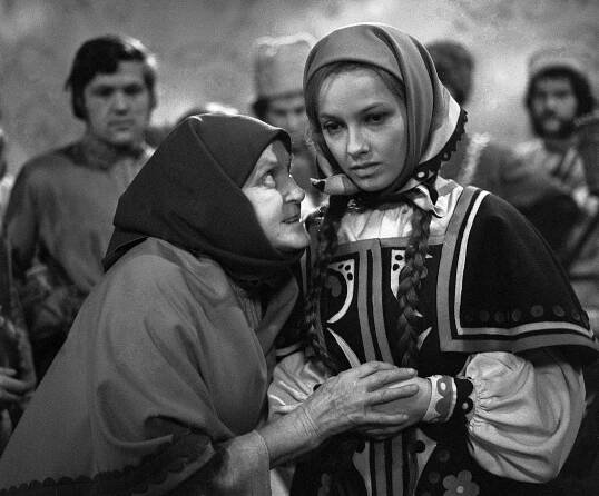 Kamenný kvítek - Z filmu - Vlasta Jelínková, Jana Preissová