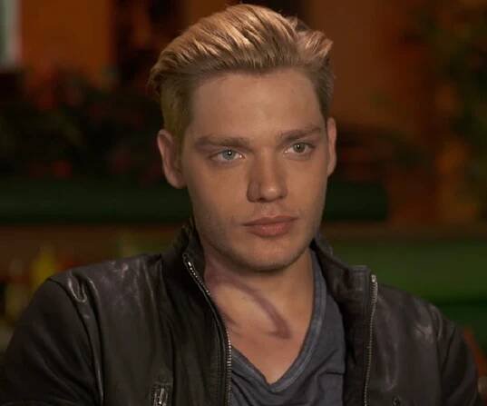Dominic Sherwood – Bio, Facts, Family Life of English Actor
