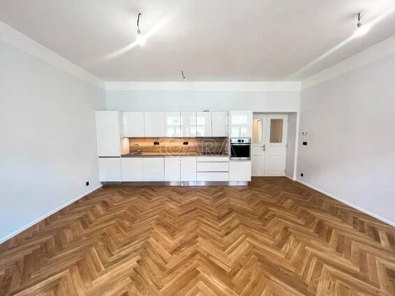 Pronájem bytu 3+kk 90 m2 s balkonem, Praha 1 Nové Město – QARA