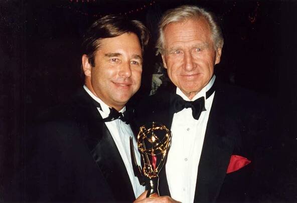 Soubor:Beau and lloyd Bridges 1992.jpg – Wikipedie