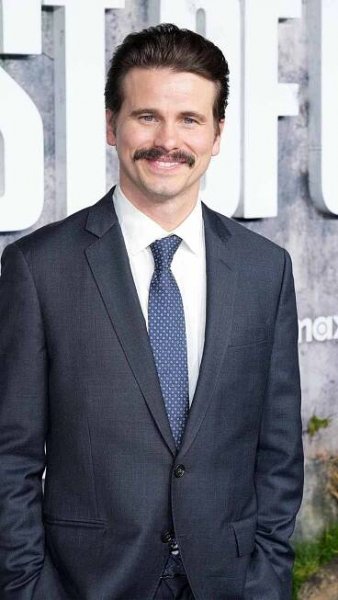 Jason Ritter Bio 413