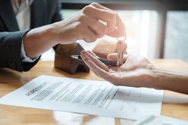 Your First Commercial Lease: How to Prepare and What to Expect