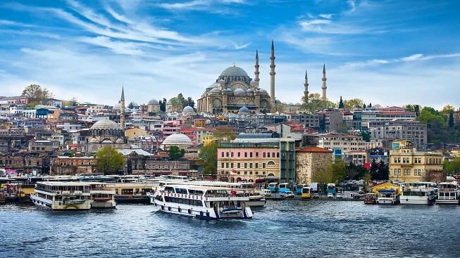 Nový kanál místo přetíženého Bosporu. Erdoganův „bláznivý projekt“ sebere vodu Istanbulu