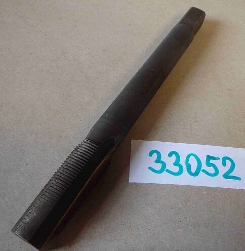 Závitník maticový M22x1,5, celková délka 205 - Nástrojenářadí.cz