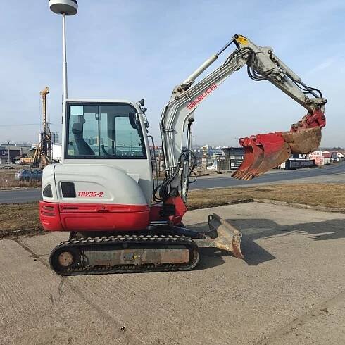 TAKEUCHI TB235-2 - 2