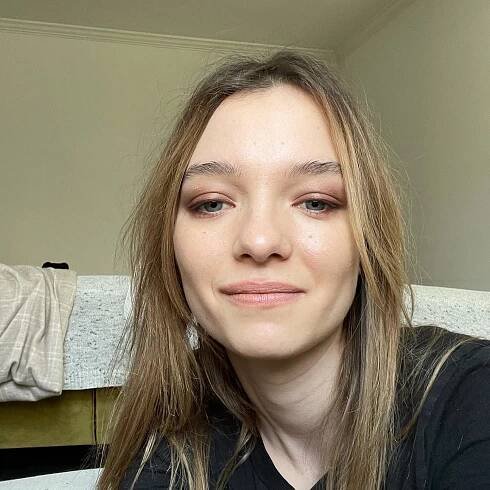 Esme Creed-Miles: Age, Height, Wiki, Bio, Parents & Family