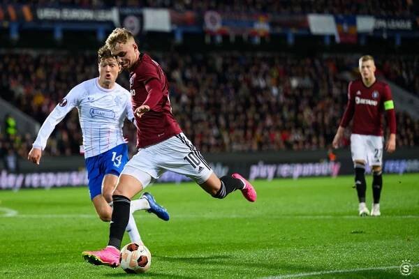 S Rangers nerozhodně | sparta.cz