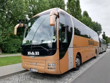 Kompletní služby v oblasti autobusové dopravy