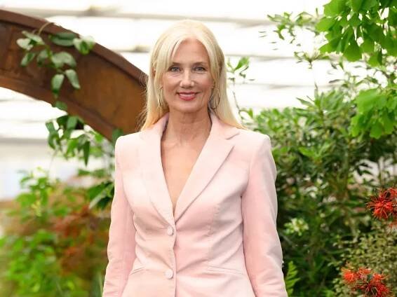 Joely Richardson attends The RHS Chelsea Flower Show